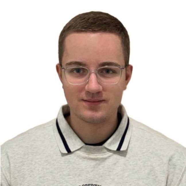 Максим Шаманов